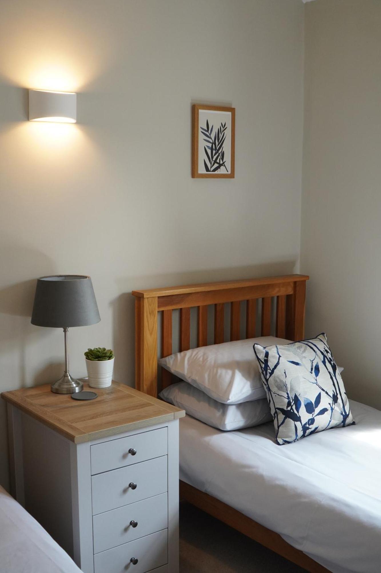 Hook Farm Cottages رويال وتون باسيت المظهر الخارجي الصورة